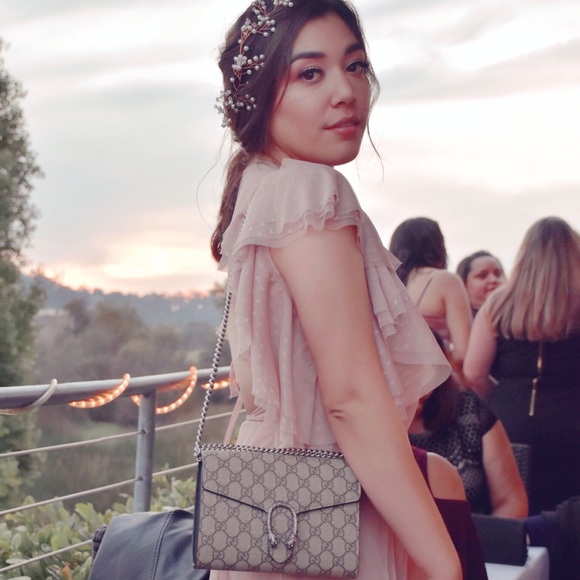 Meet your Posher, Alexandra - Picture 2 of 3